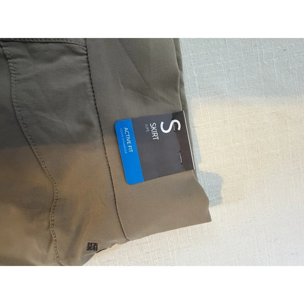Columbia Sandy River Skort Womens Small Tusk Omni Shade UPF Hiking NWT